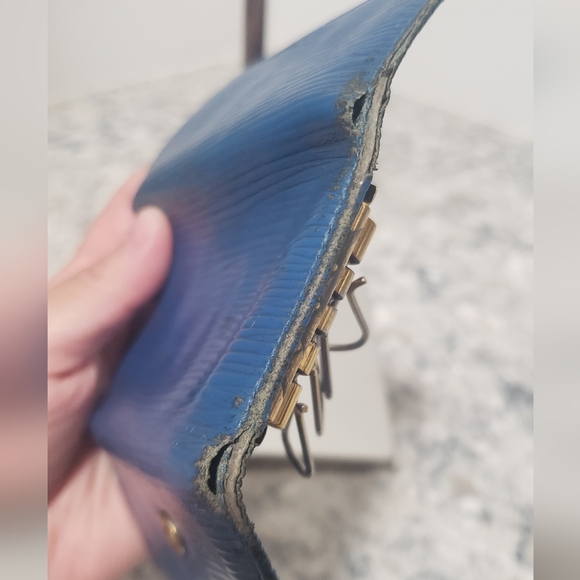 L.V & BOTTEGA Key Holder Project Bundle - Picture 10 of 12